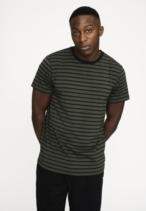 Resteröds R-neck Tee Bamboo | Green/Black