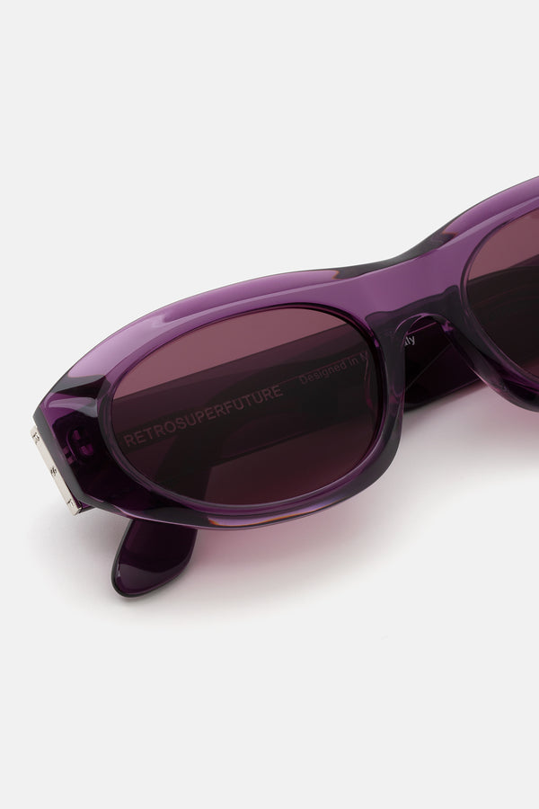 Retro Superfuture Cinema Melanzana