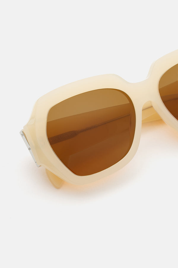 Retro Superfuture Nala Cremoso