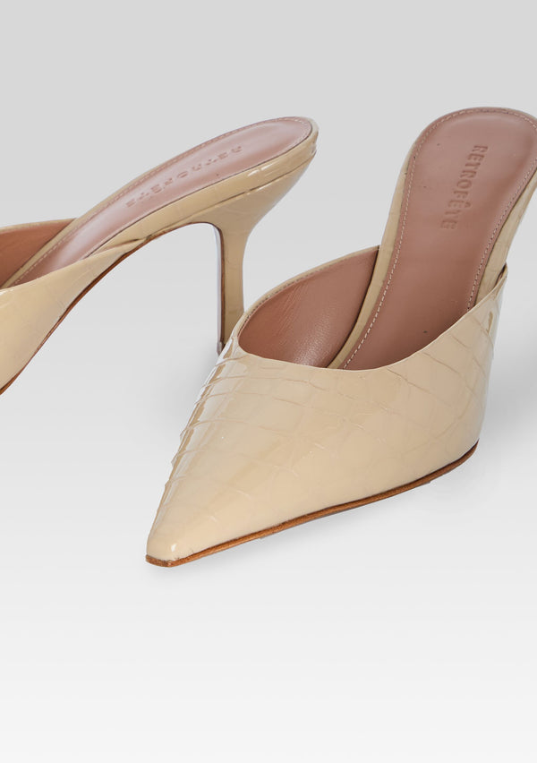 Retrofête Francesca Leather Kitten Mule Retrofête