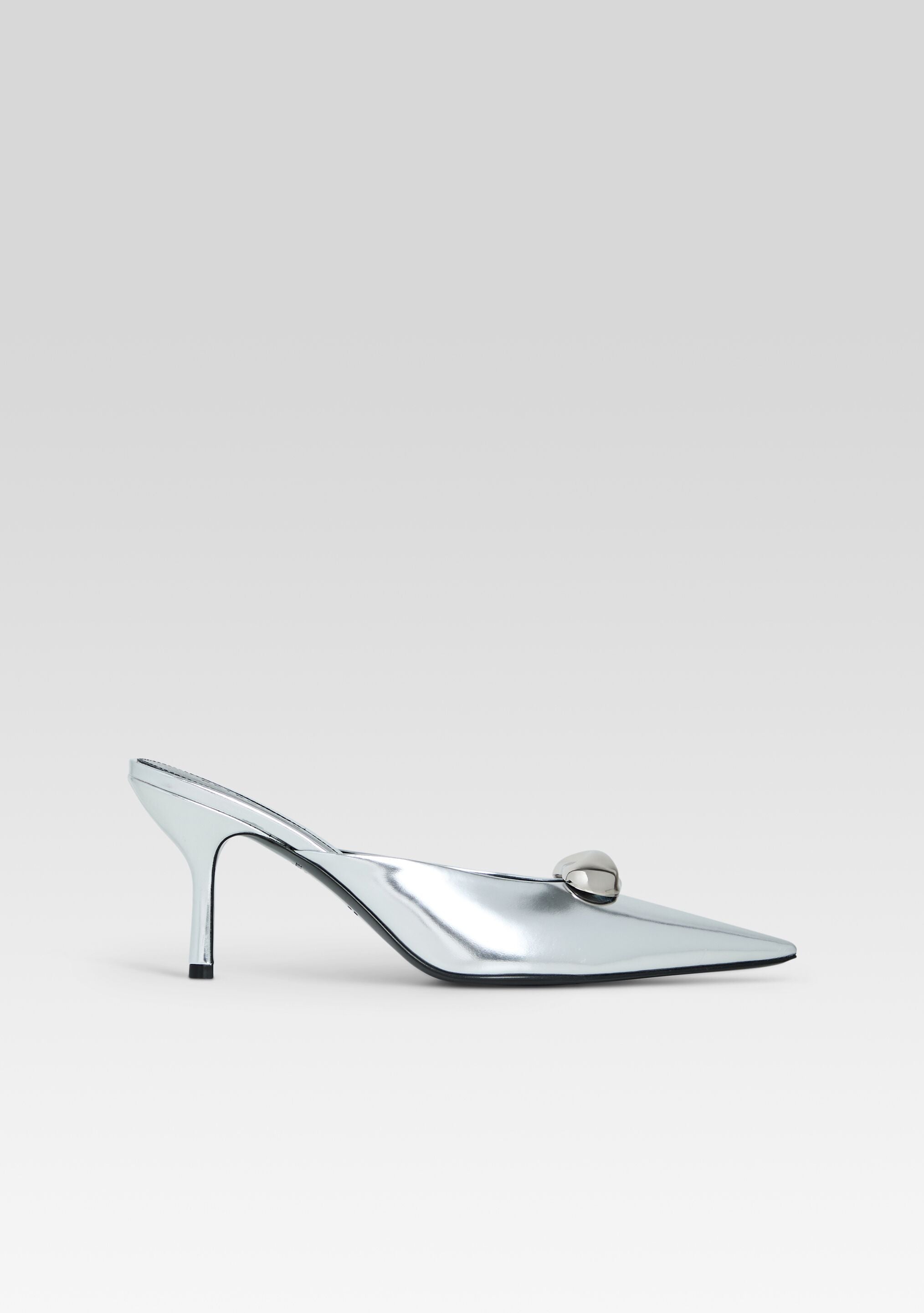 retrofête Francesca Leather Kitten Mule retrofête