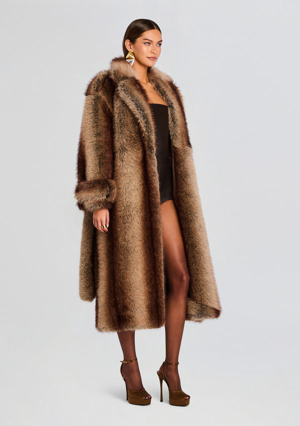 Retrofête Shantel Faux Fur Coat Retrofête