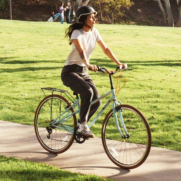 Retrospec Grateful Dead Kinney Mixte City Bike - 7 Speed