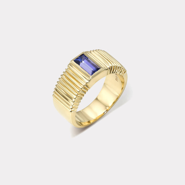 Retrouvai 0.93ct Baguette Cut Tanzanite Pleated Solitaire Band