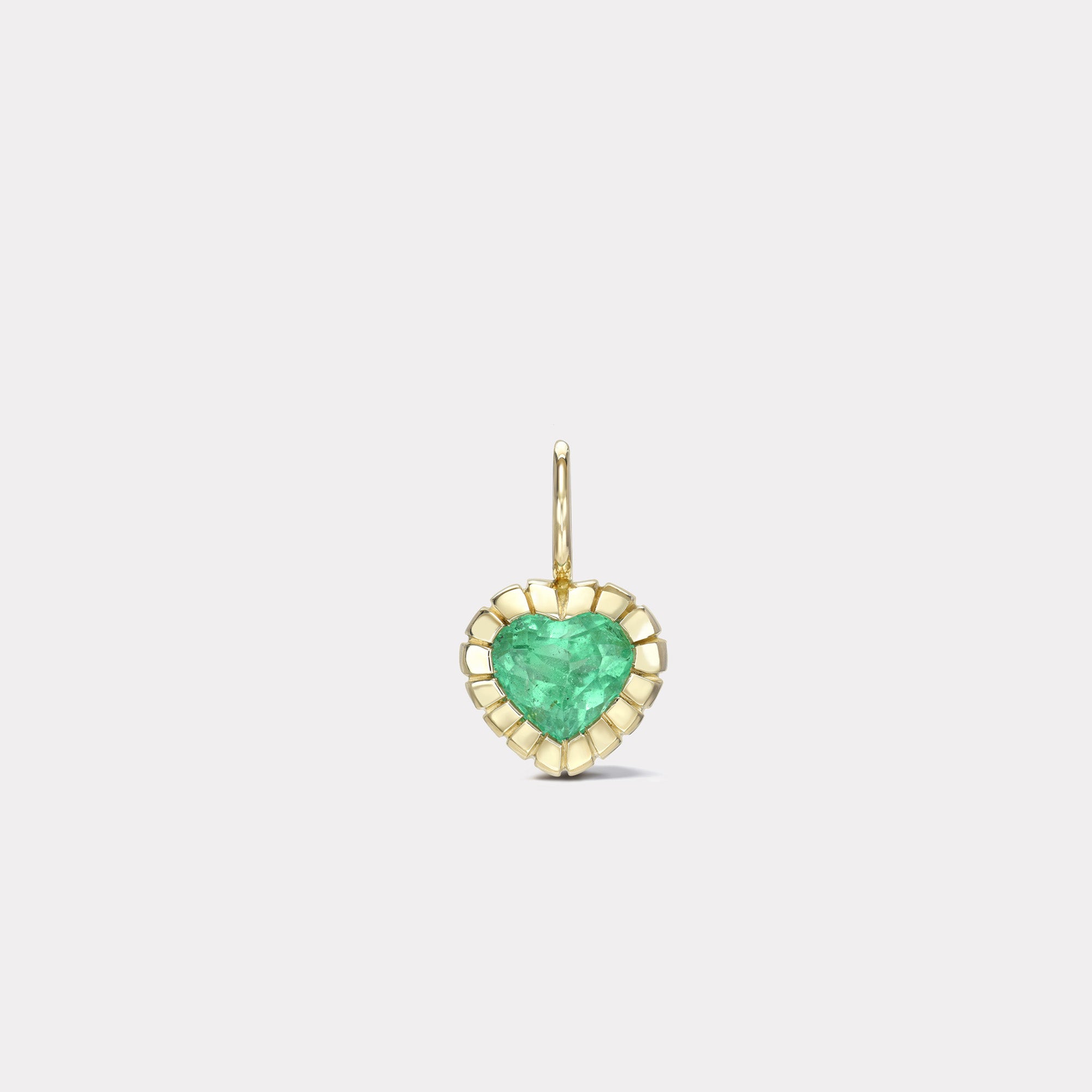 retrouvai 1.11ct Heart Shaped Emerald Heirloom Bezel Charm