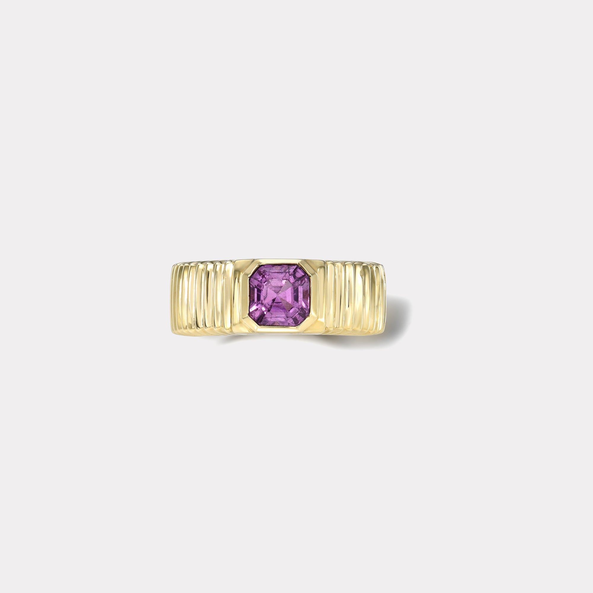 retrouvai 1.16ct Pink Sapphire Pleated Solitaire Band