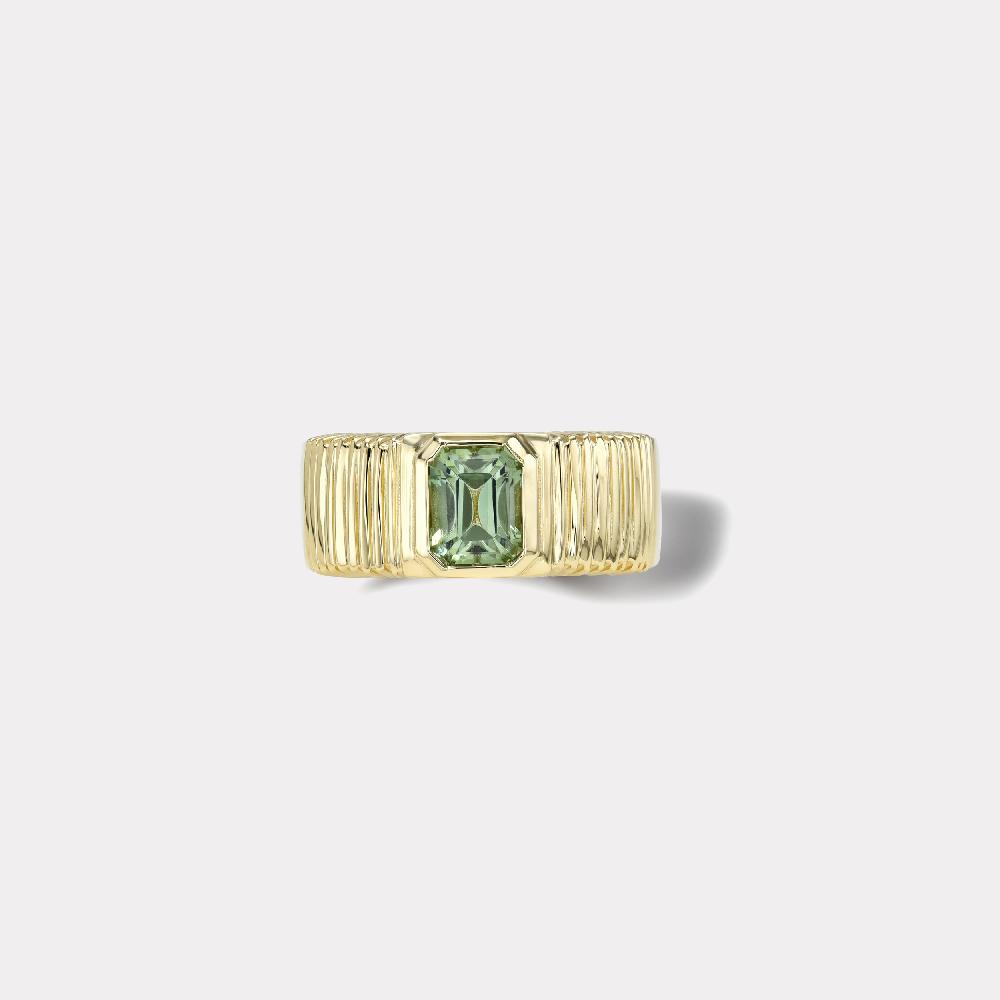 retrouvai 1.39ct Green Tourmaline Pleated Solitaire Band