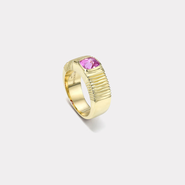 Retrouvai 1.55ct Pink Sapphire Cushion Pleated Solitaire Band