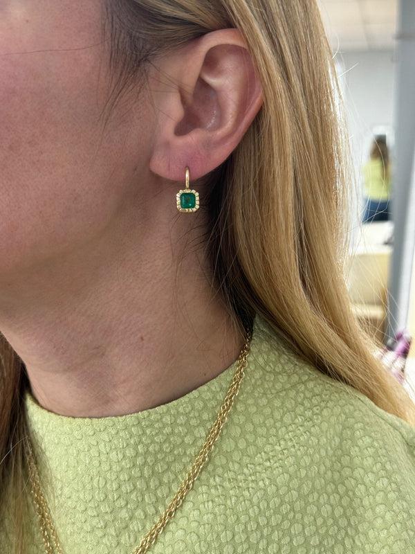 Retrouvai 1.88ct Emerald Cut Emerald Heirloom Bezel Earrings