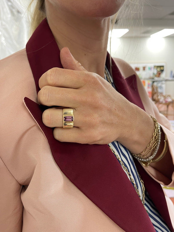 Retrouvai 1.95ct Emerald Cut Lotus Garnet Pleated Solitaire Band