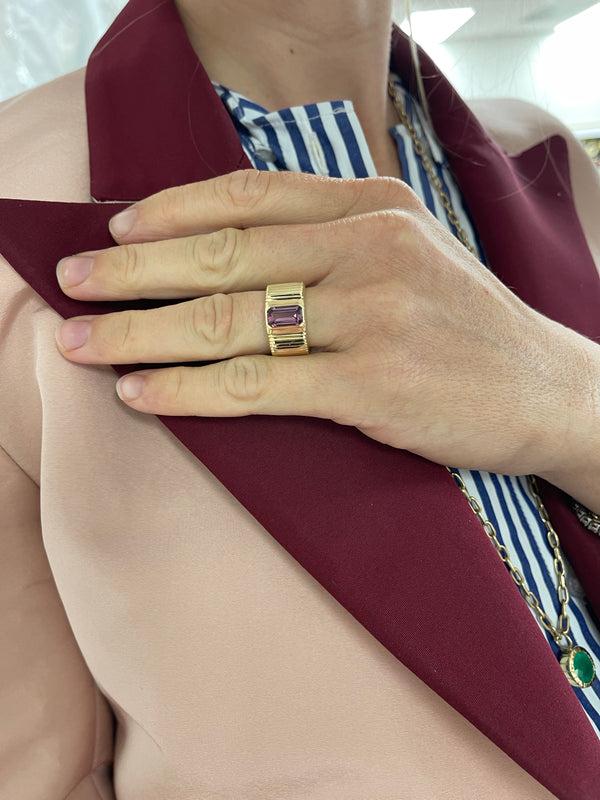 Retrouvai 1.95ct Emerald Cut Lotus Garnet Pleated Solitaire Band