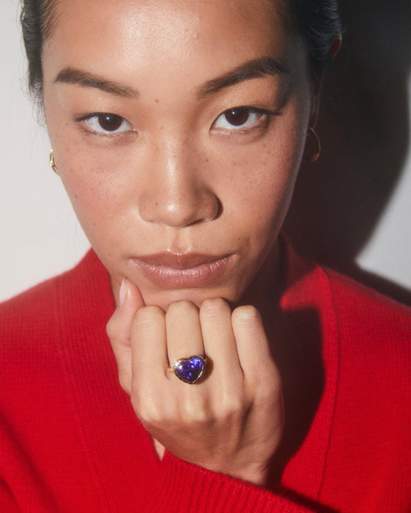 Retrouvai 10.8ct Heart Tanzanite Heirloom Bezel Ring