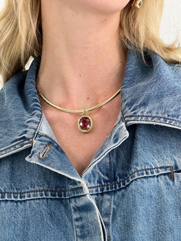 Retrouvai 11.62ct Oval Pink Tourmaline Bounce Charm