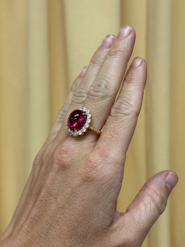 Retrouvai 14ct Oval Pink Tourmaline Cabochon Diamond Heirloom Bezel Ring