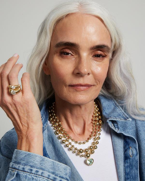 Retrouvai 1ct GIA Round Brilliant Diamond Solitaire Modern Love Ring