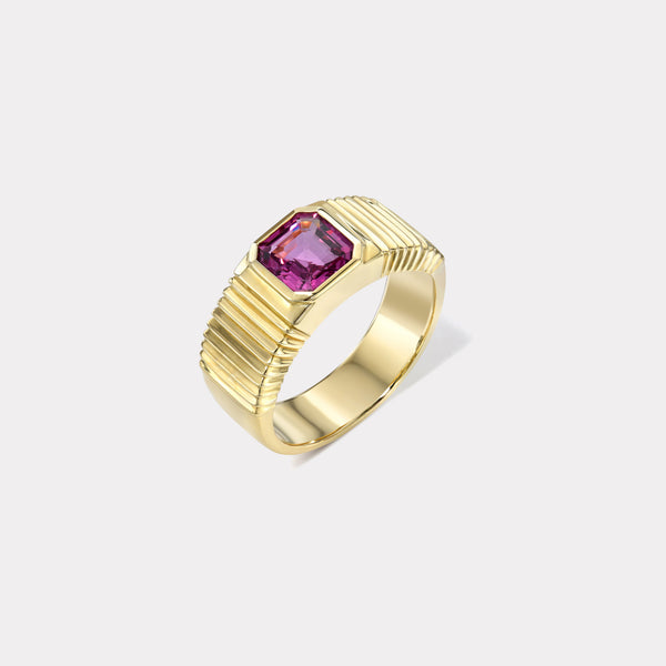 Retrouvai 2.04ct Pink Sapphire Pleated Solitaire Band