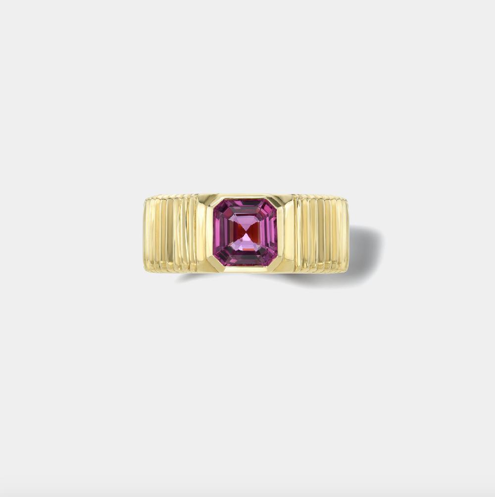 retrouvai 2.04ct Pink Sapphire Pleated Solitaire Band