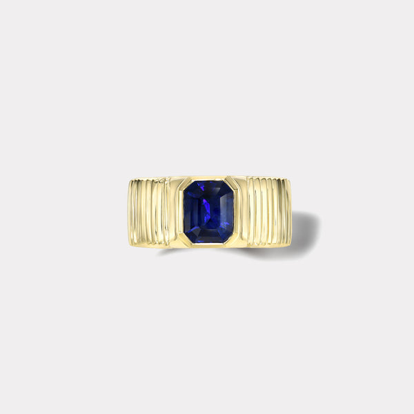 Retrouvai 2.25ct GIA Royal Blue Sapphire Pleated Solitaire Band
