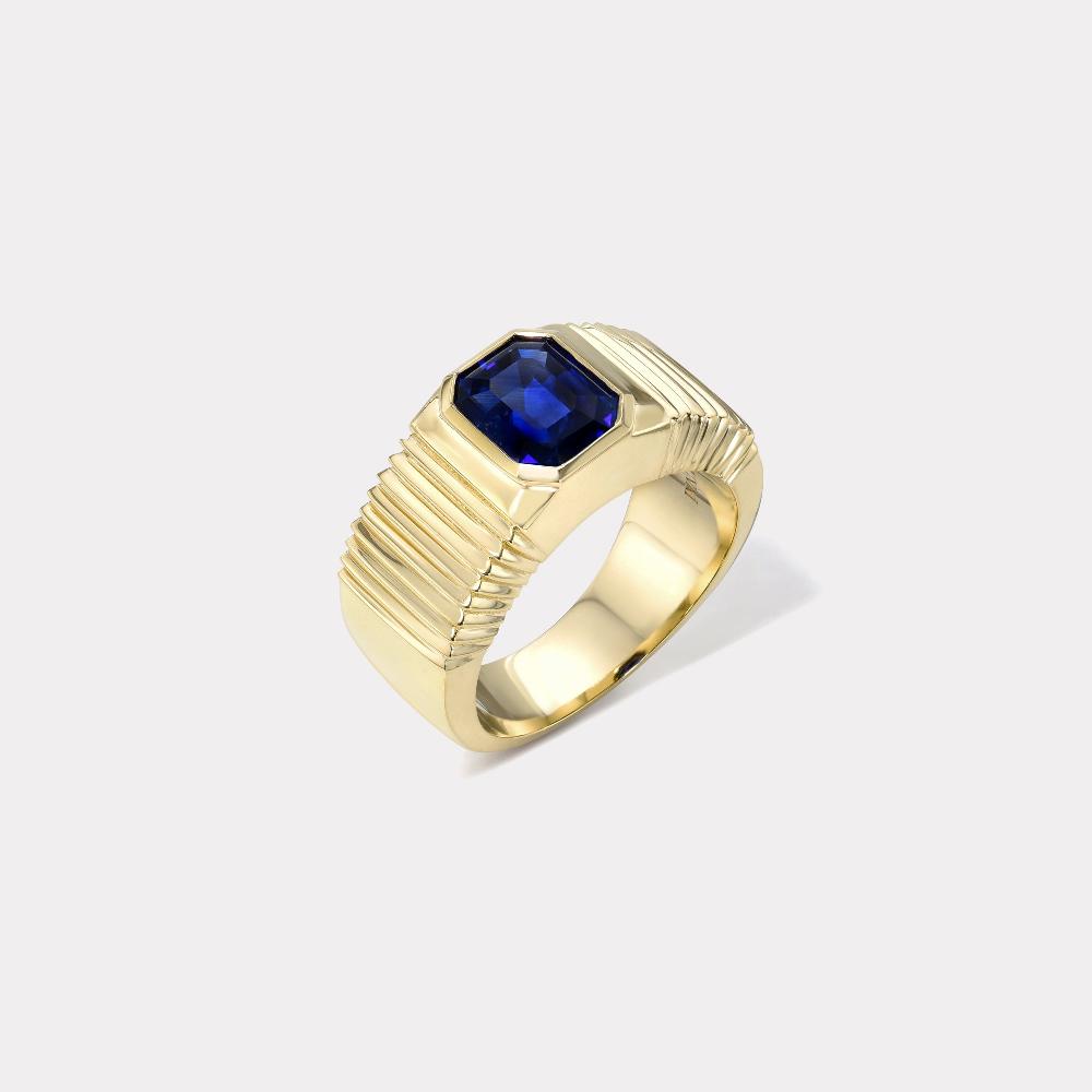 retrouvai 2.25ct GIA Royal Blue Sapphire Pleated Solitaire Band