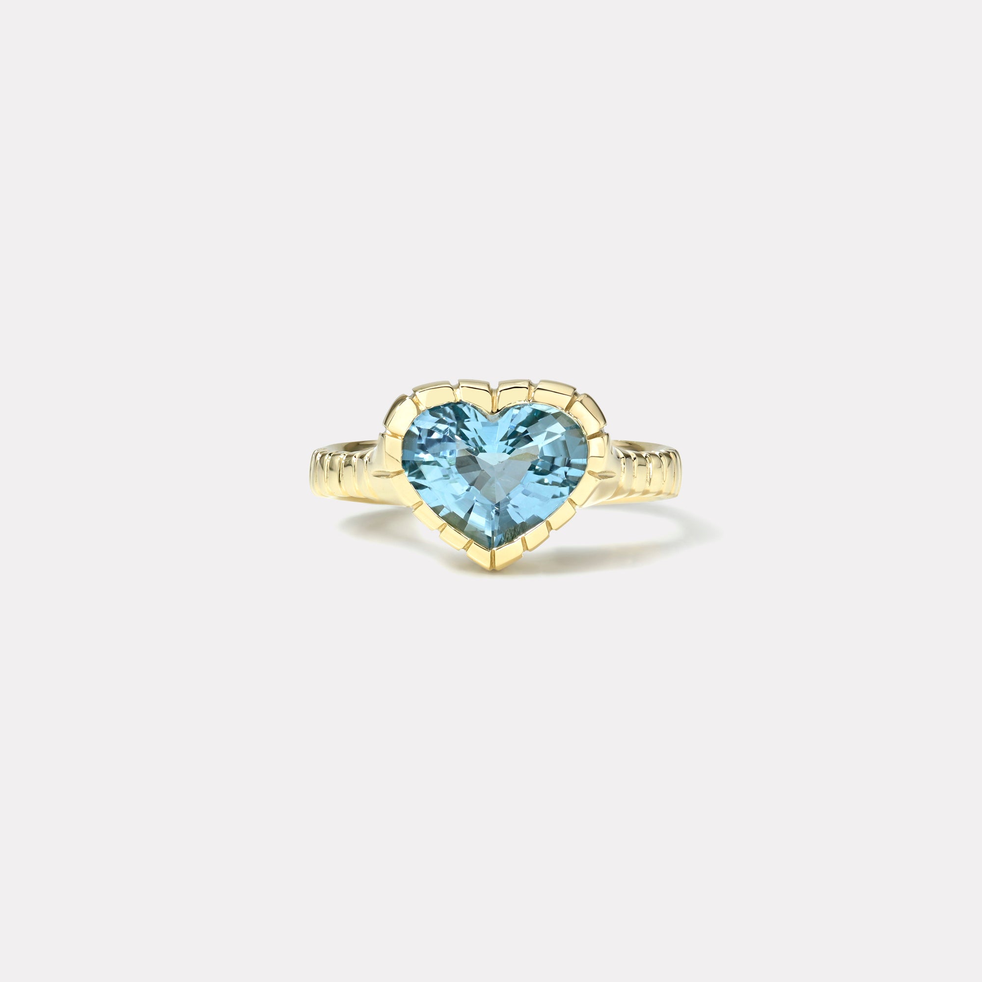 retrouvai 2.27ct Heart Aquamarine Heirloom Bezel Ring