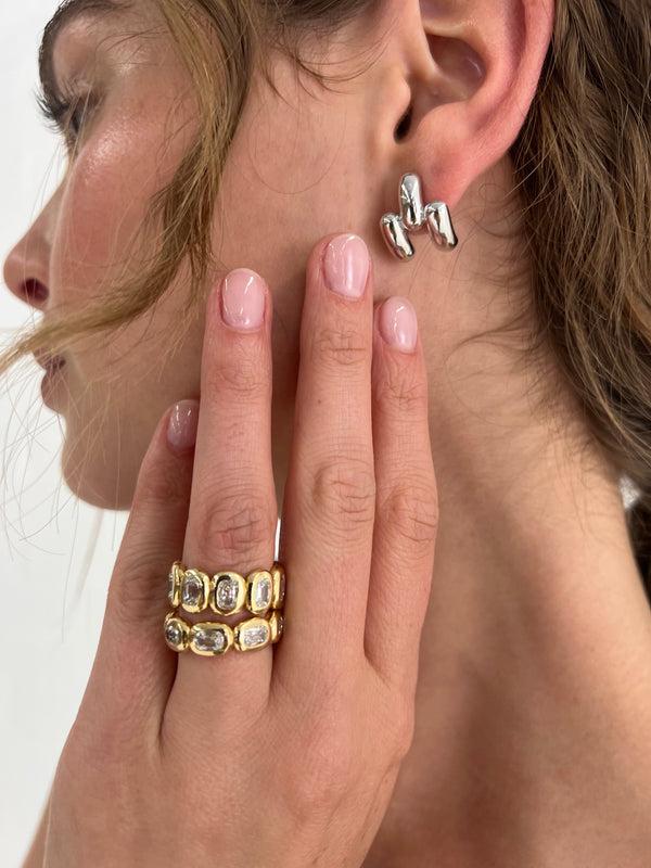 Retrouvai 2.30ct Antique Cushion Diamond Bezel Eternity Band