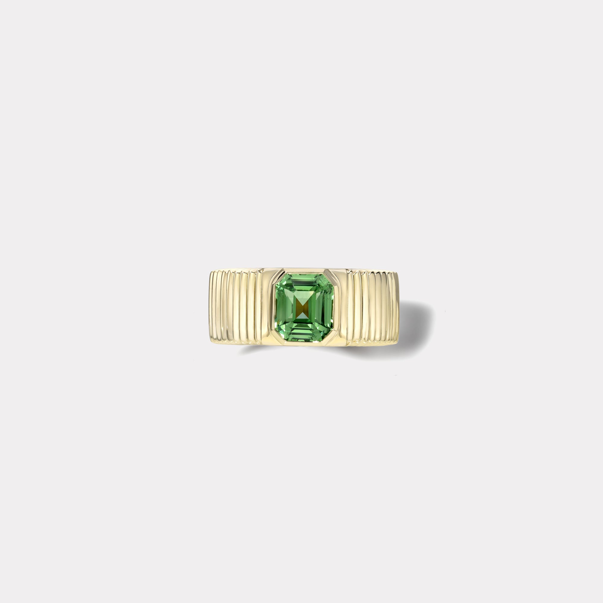 retrouvai 2.60ct Emerald Cut Tsavorite Pleated Solitaire Band