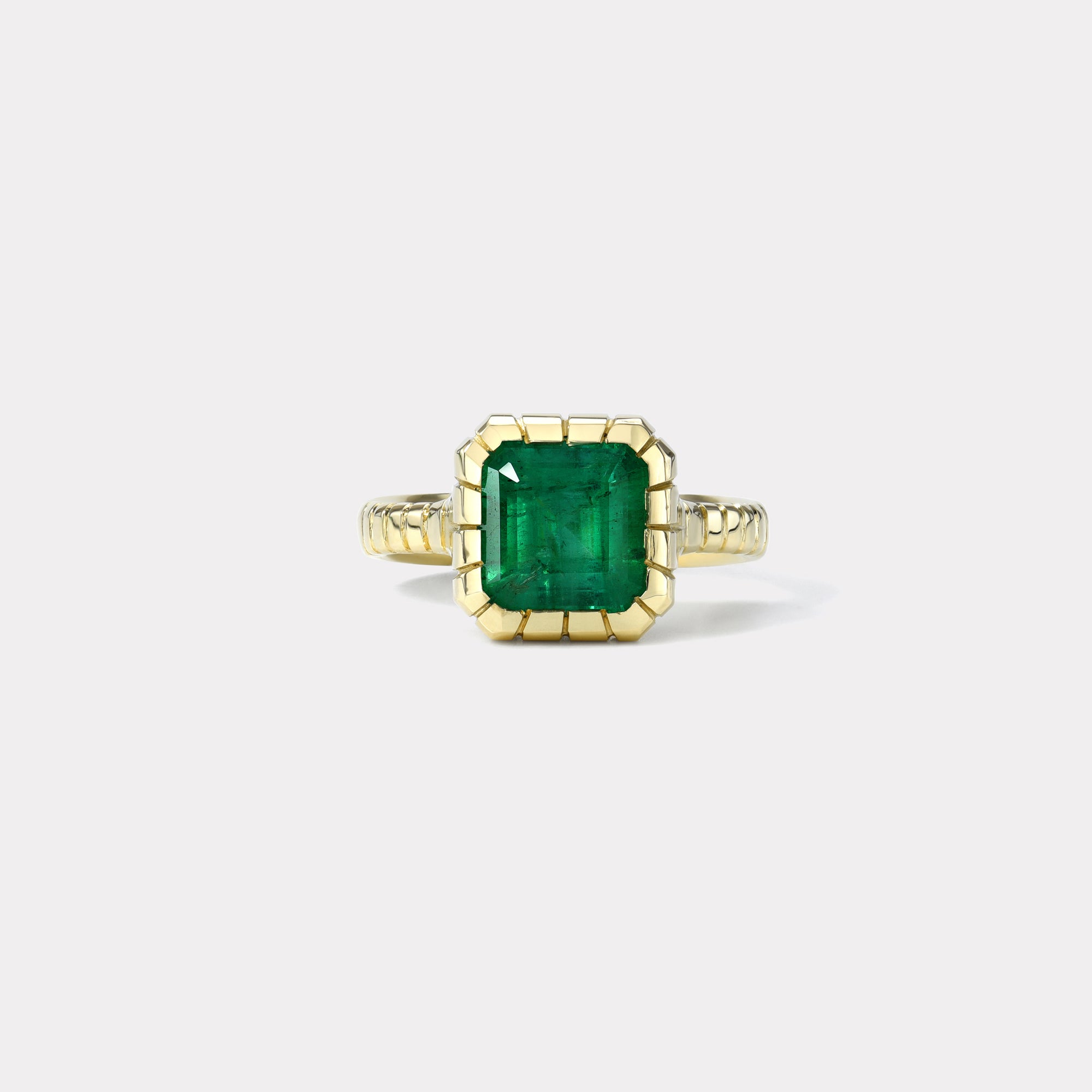 retrouvai 2.92ct Emerald Cut Emerald Heirloom Bezel Ring