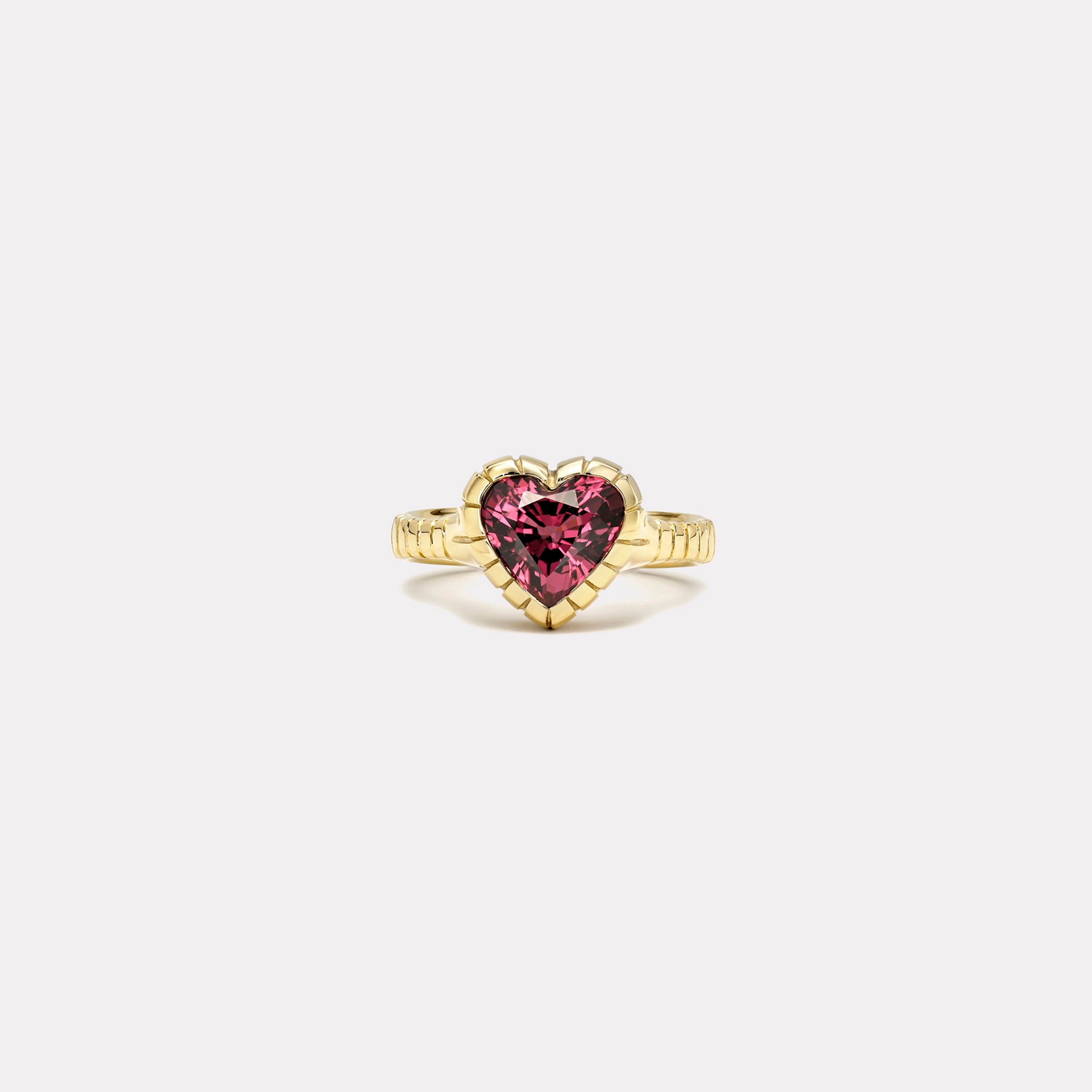retrouvai 2.9ct Heart Rhodolite Garnet Heirloom Bezel Ring