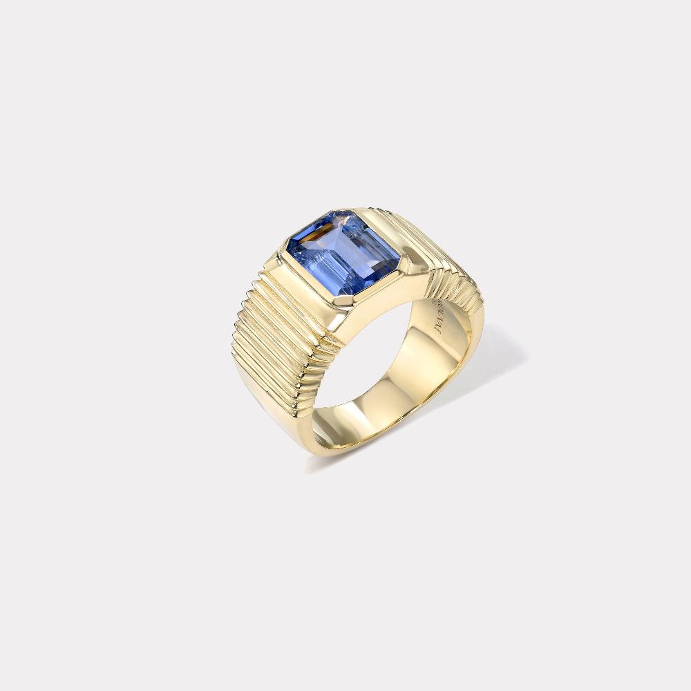 retrouvai 3.02ct Light Blue Sapphire Pleated Solitaire Band