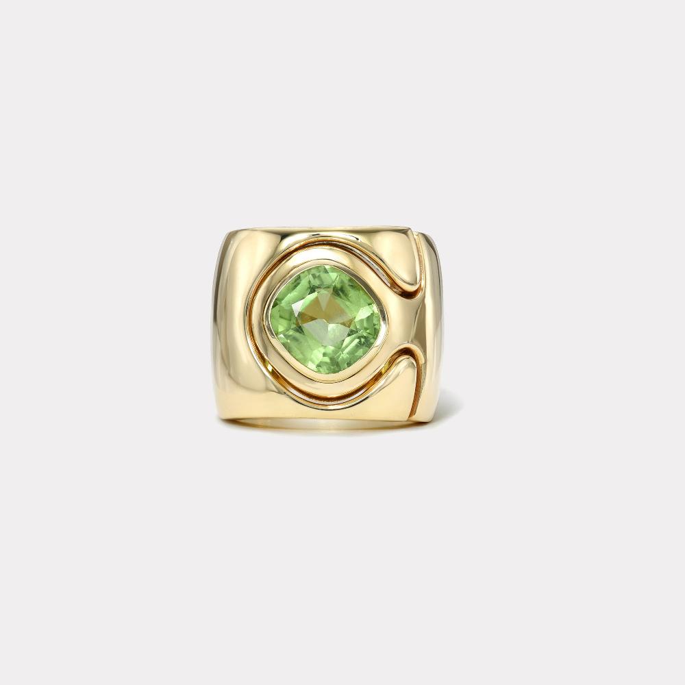 retrouvai 3.07ct Cushion Peridot Impetus Interlocking Puzzle Ring