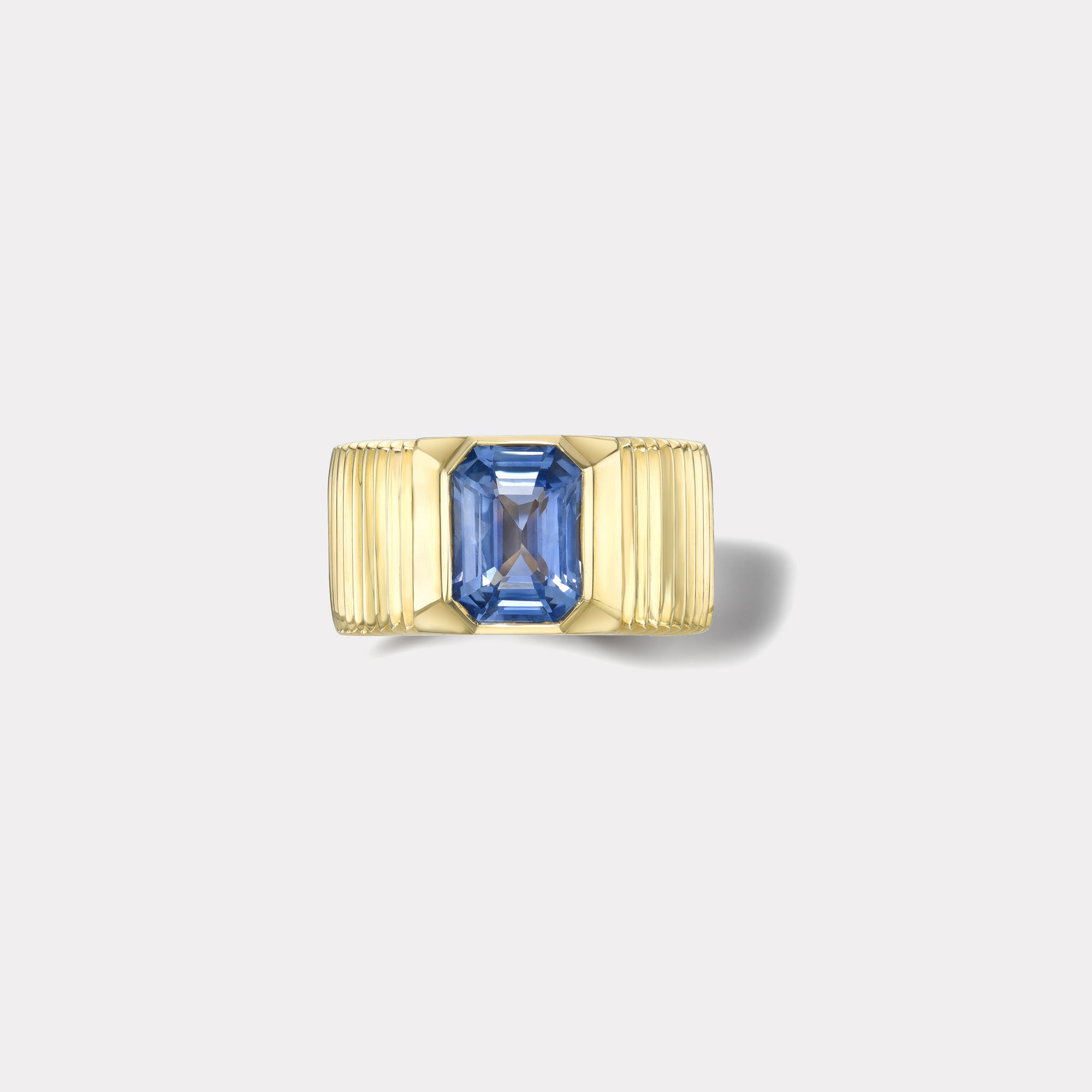retrouvai 3.34ct GIA Unheated Sky Blue Sapphire Pleated Solitaire Band