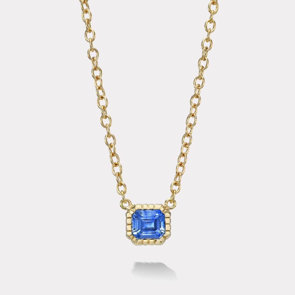 retrouvai 4.15 EC Blue Sapphire Heirloom Bezel Pendant