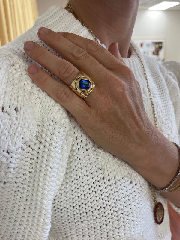 Retrouvai 5.18ct GIA Blue Sapphire Impetus Interlocking Puzzle Ring