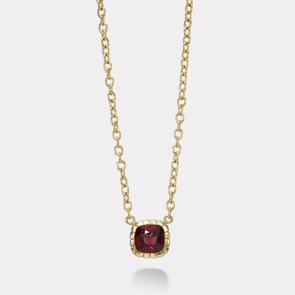 retrouvai 5.41ct Rhodolite Garnet Heirloom Bezel Pendant