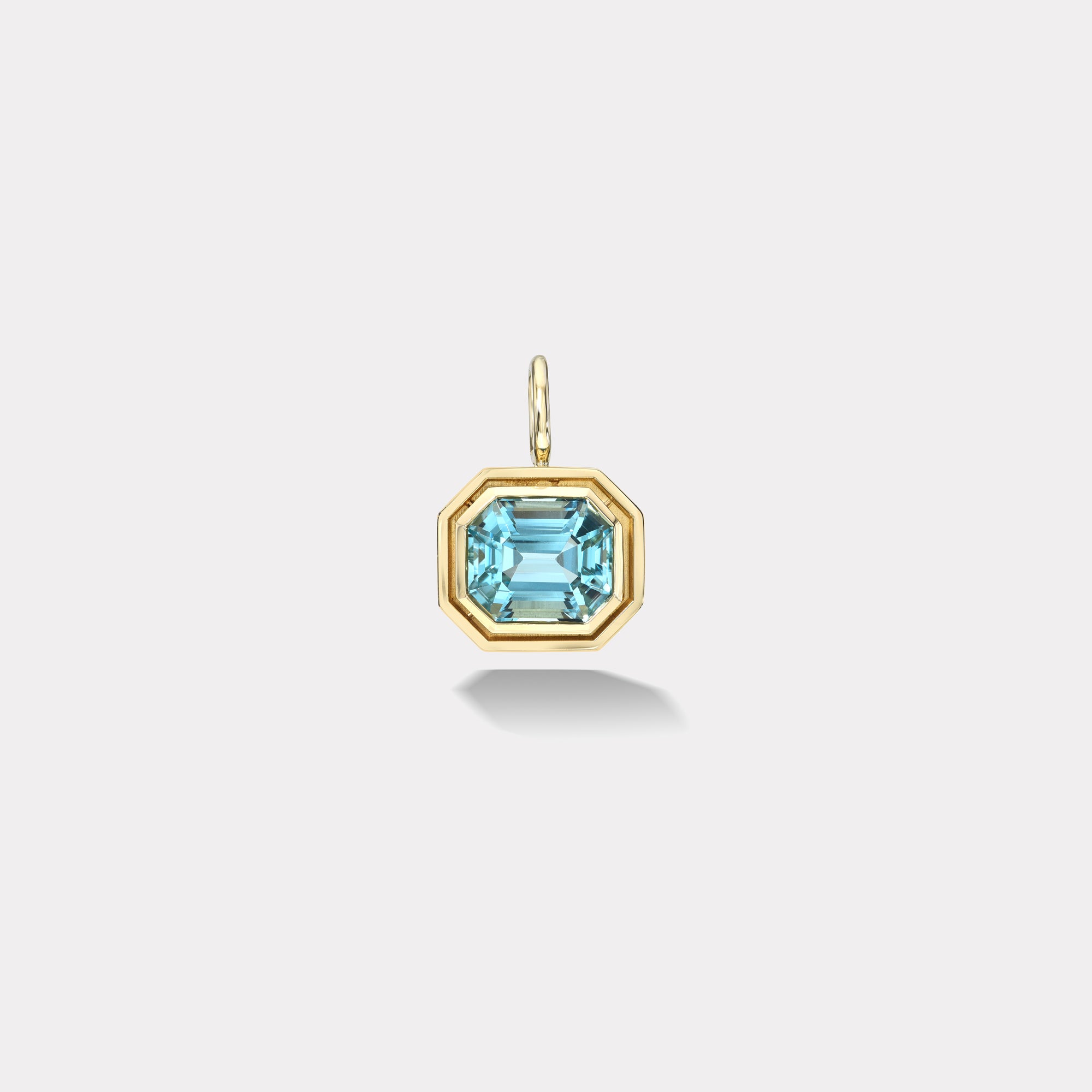 retrouvai 5.9ct Emerald Cut Aquamarine Bounce Charm
