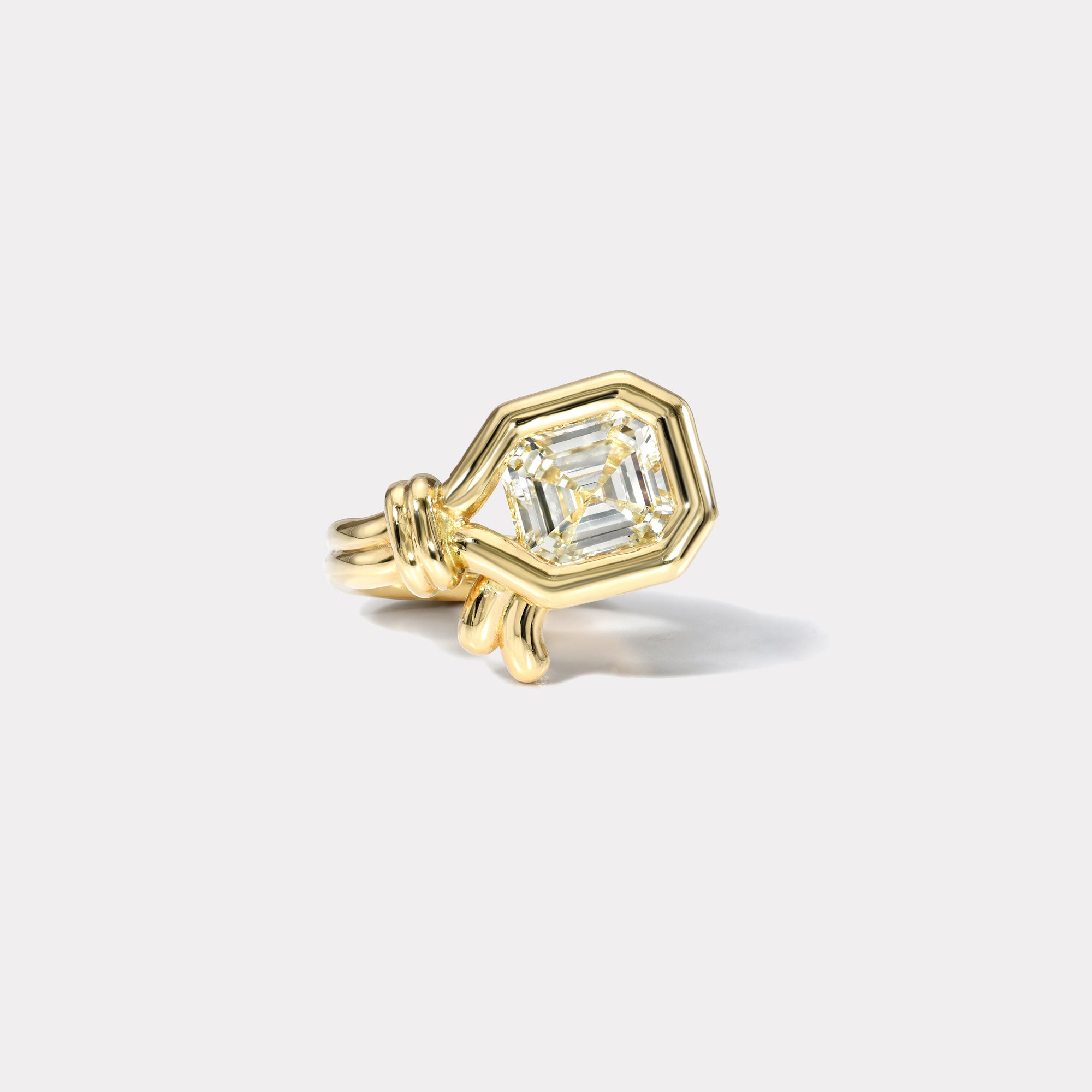 retrouvai 5ct Antique Asscher Cut Diamond Loop Ring