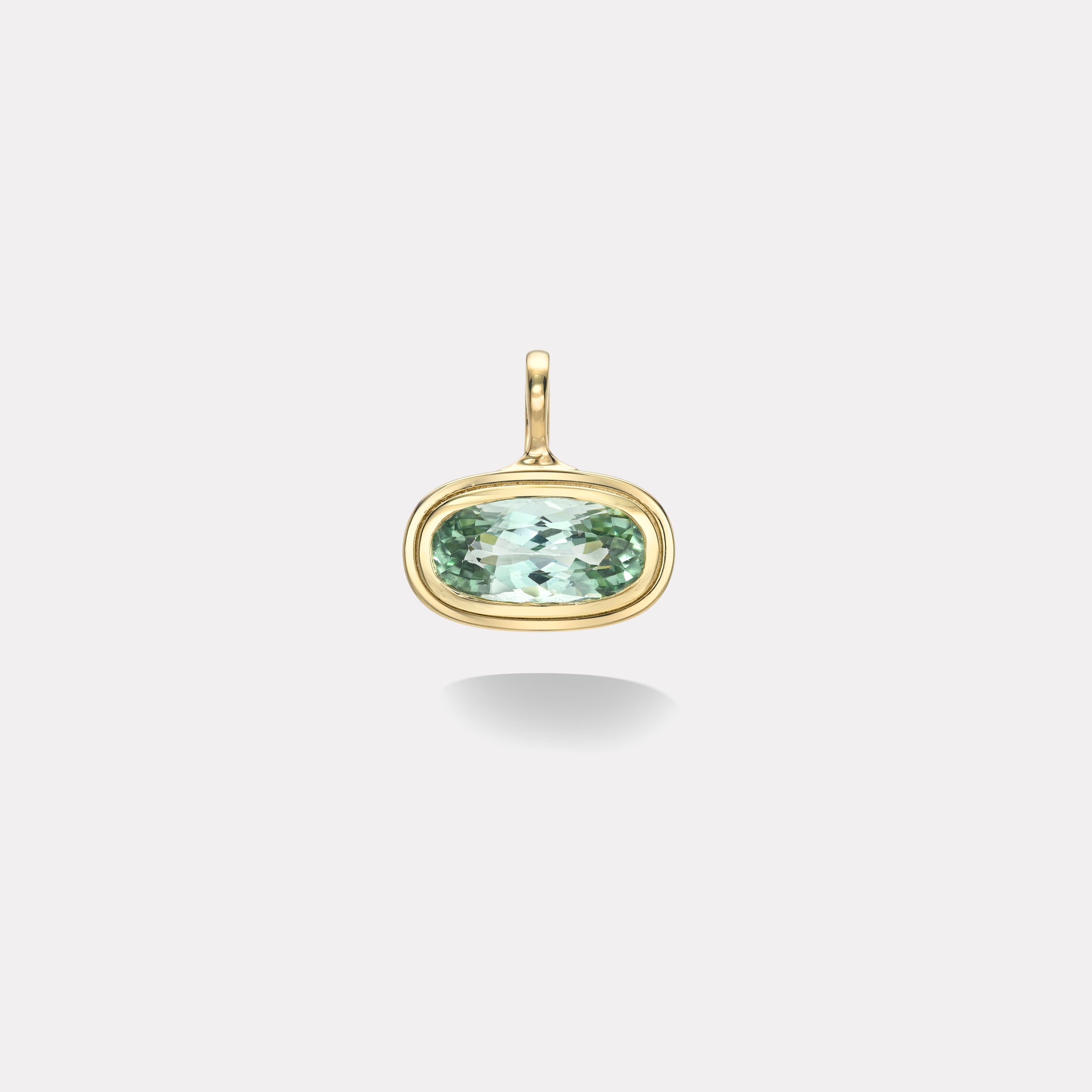 retrouvai 8.58ct Oval Green Aquamarine Bounce Charm