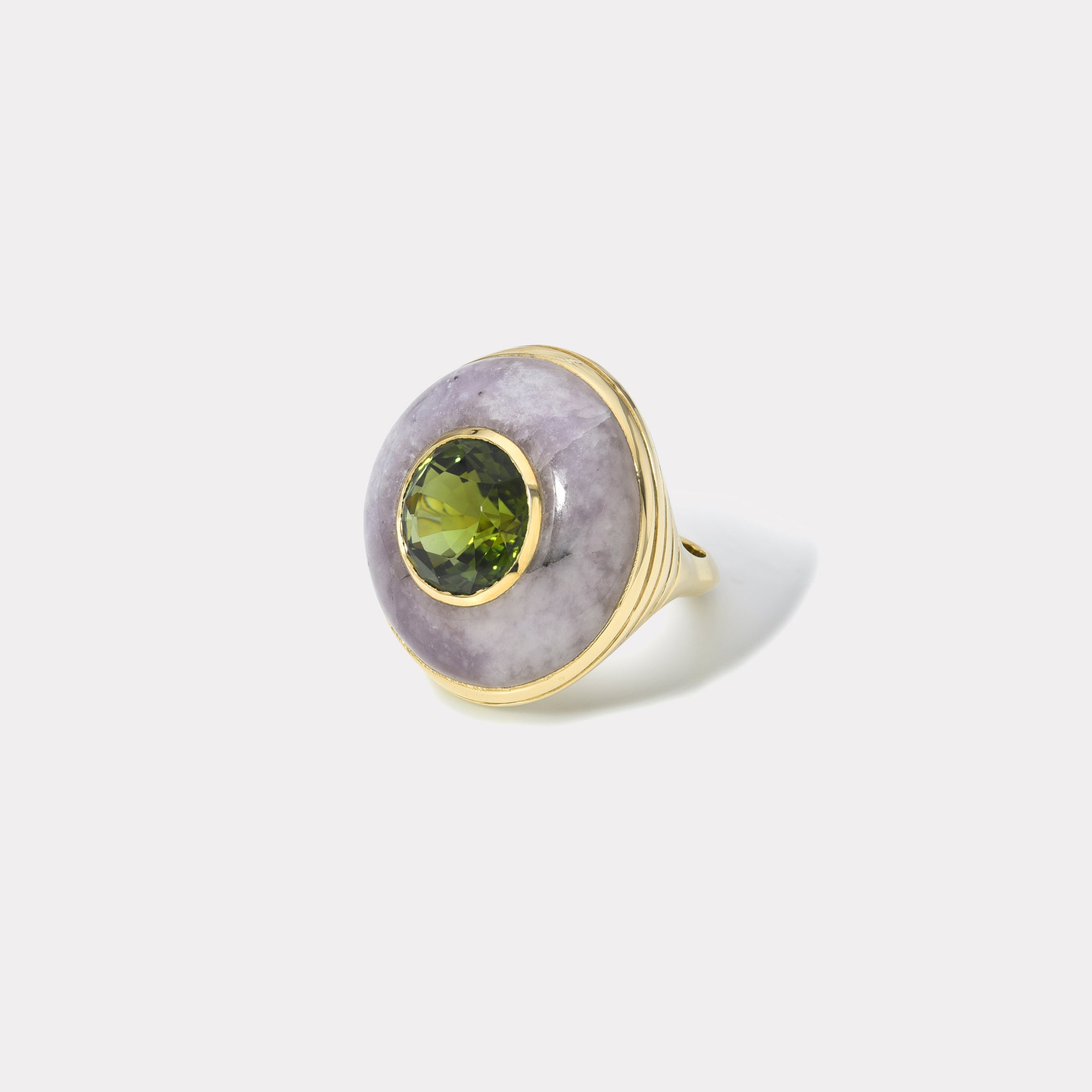 retrouvai Classic Lollipop Ring - 5.2ct Green Tourmaline in Hand Carved Light Amethyst