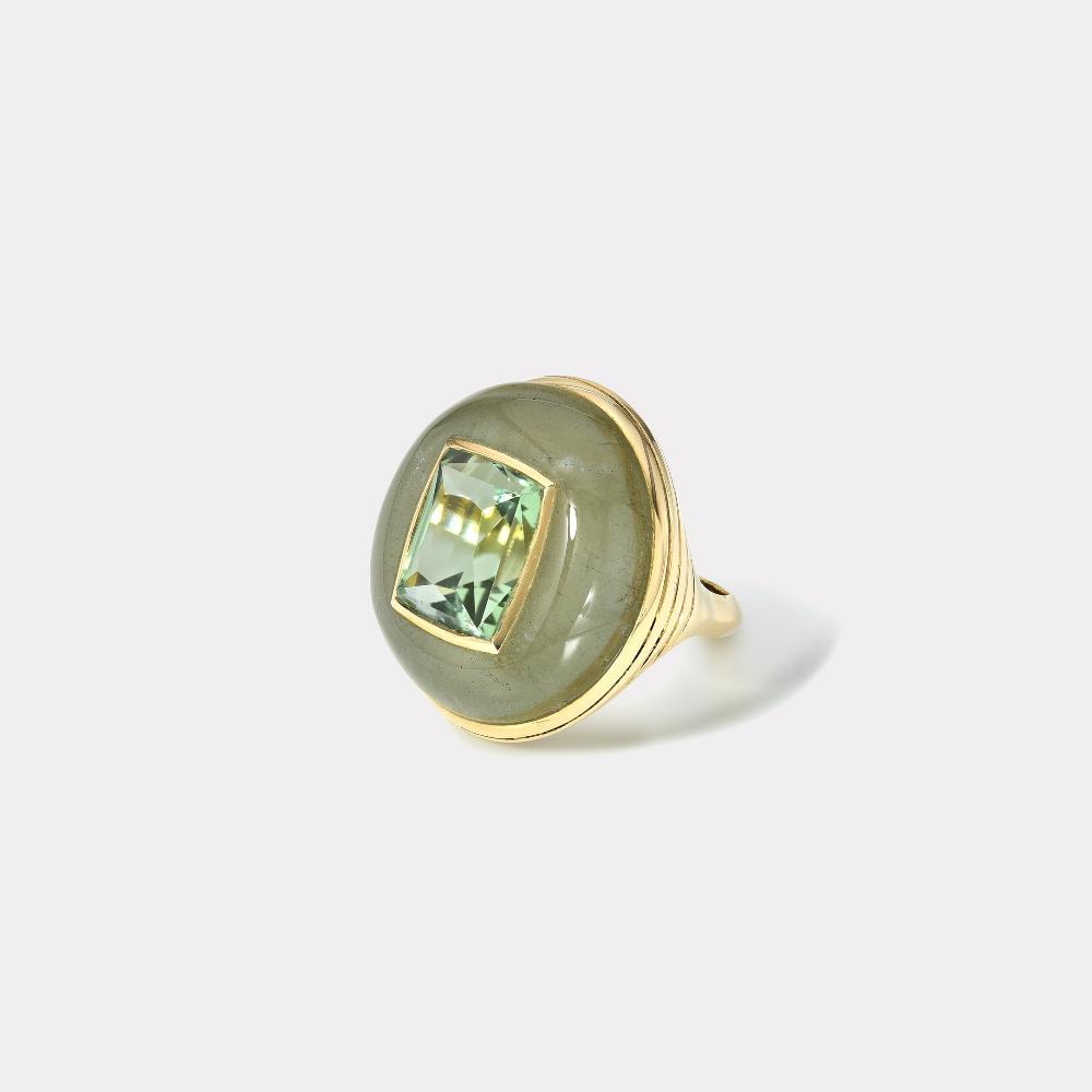 retrouvai Classic Lollipop Ring - 7ct Mint Tourmaline in Hand Carved Aquamarine