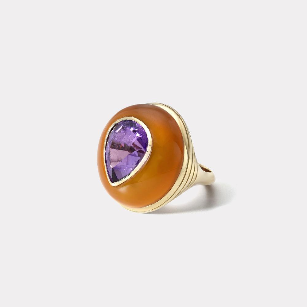 retrouvai Classic Lollipop Ring - Pear Amethyst in Hand Carved Carnelian