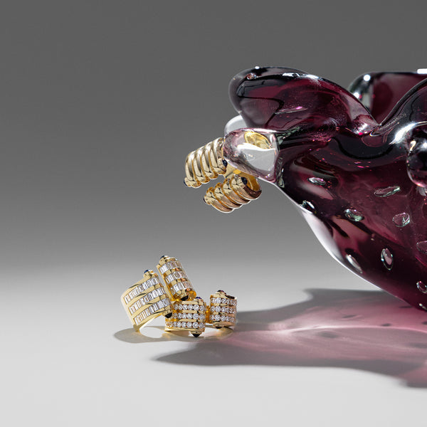 Retrouvai Magna Cuff Ring With Round Diamonds And Blue Sapphires