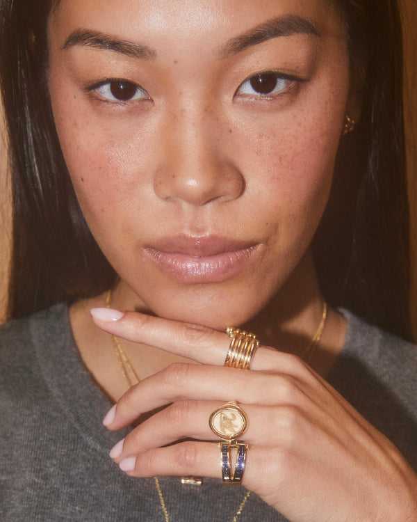 Retrouvai Magna Ring With Baguette Cut Blue Sapphires