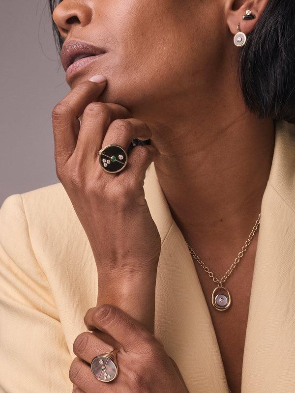 Retrouvai Midi Compass Pendant With White Mother Of Pearl Looped On A 26" Thin Rolo Chain