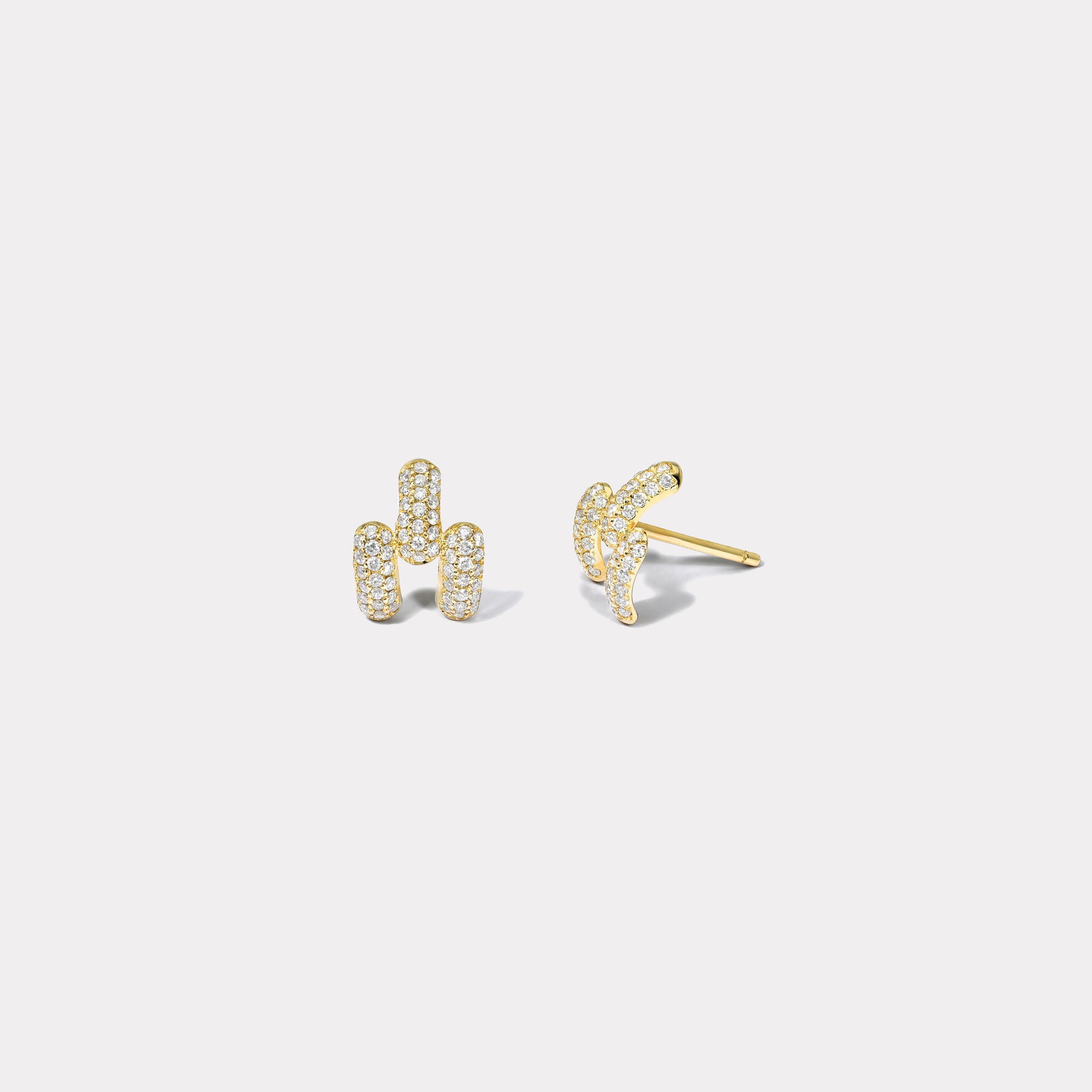 retrouvai Mini Balloon Magna Stud Earrings with Pavé Diamonds