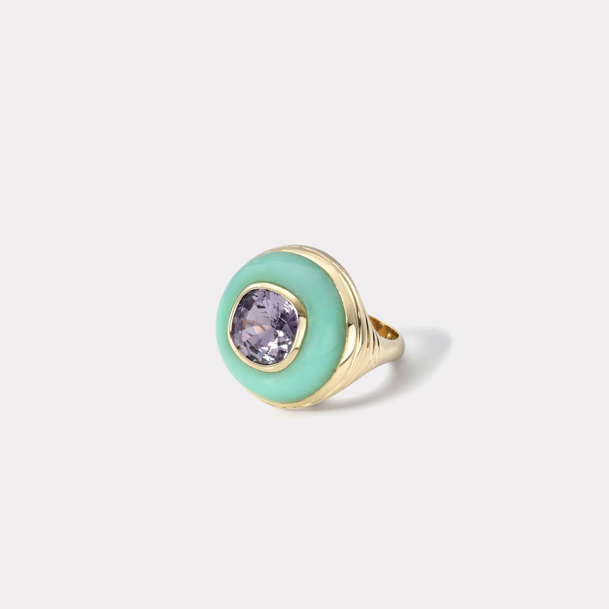retrouvai Petite Lollipop Ring - Lavender Spinel in Hand Carved Chrysoprase