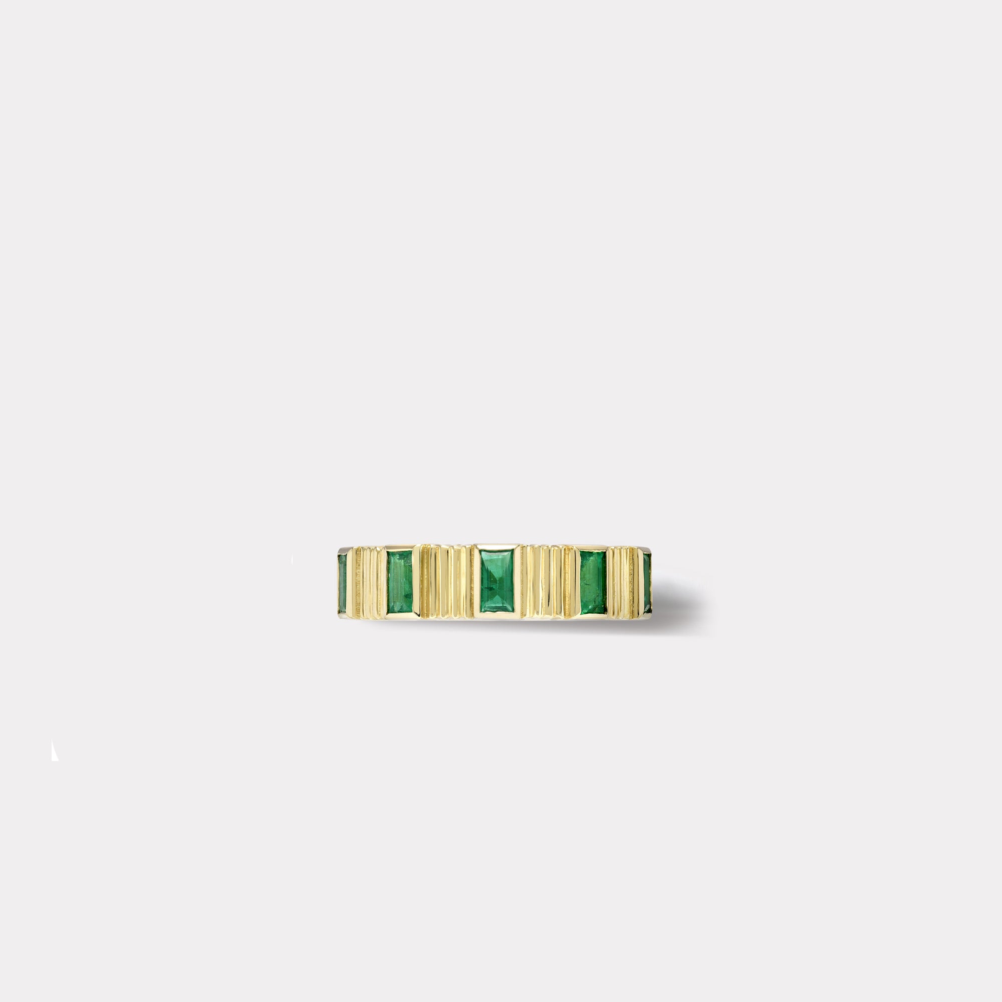 retrouvai Pleated Five Stone Band - Baguette Cut Emeralds