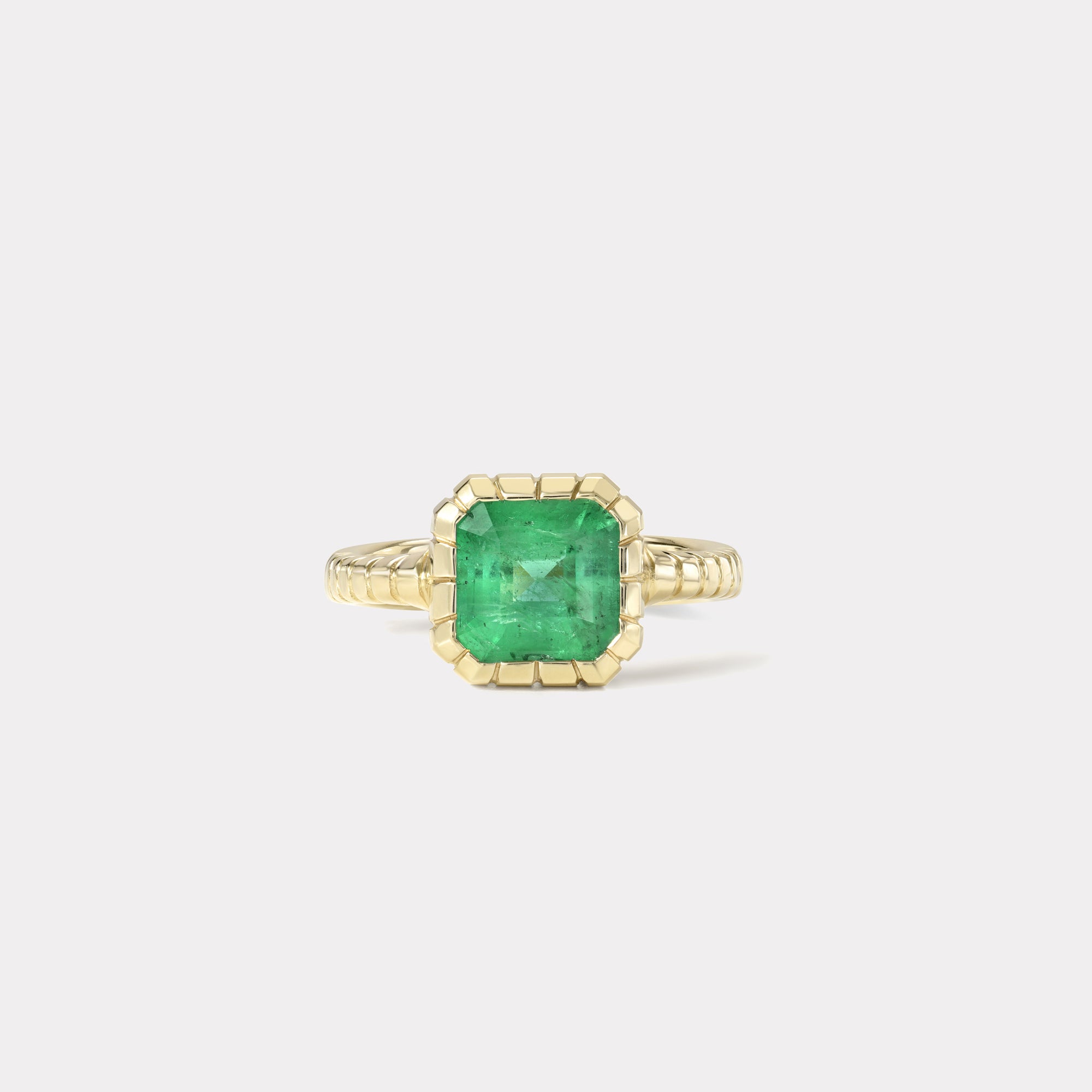 retrouvai 2.03ct Emerald Heirloom Bezel Ring