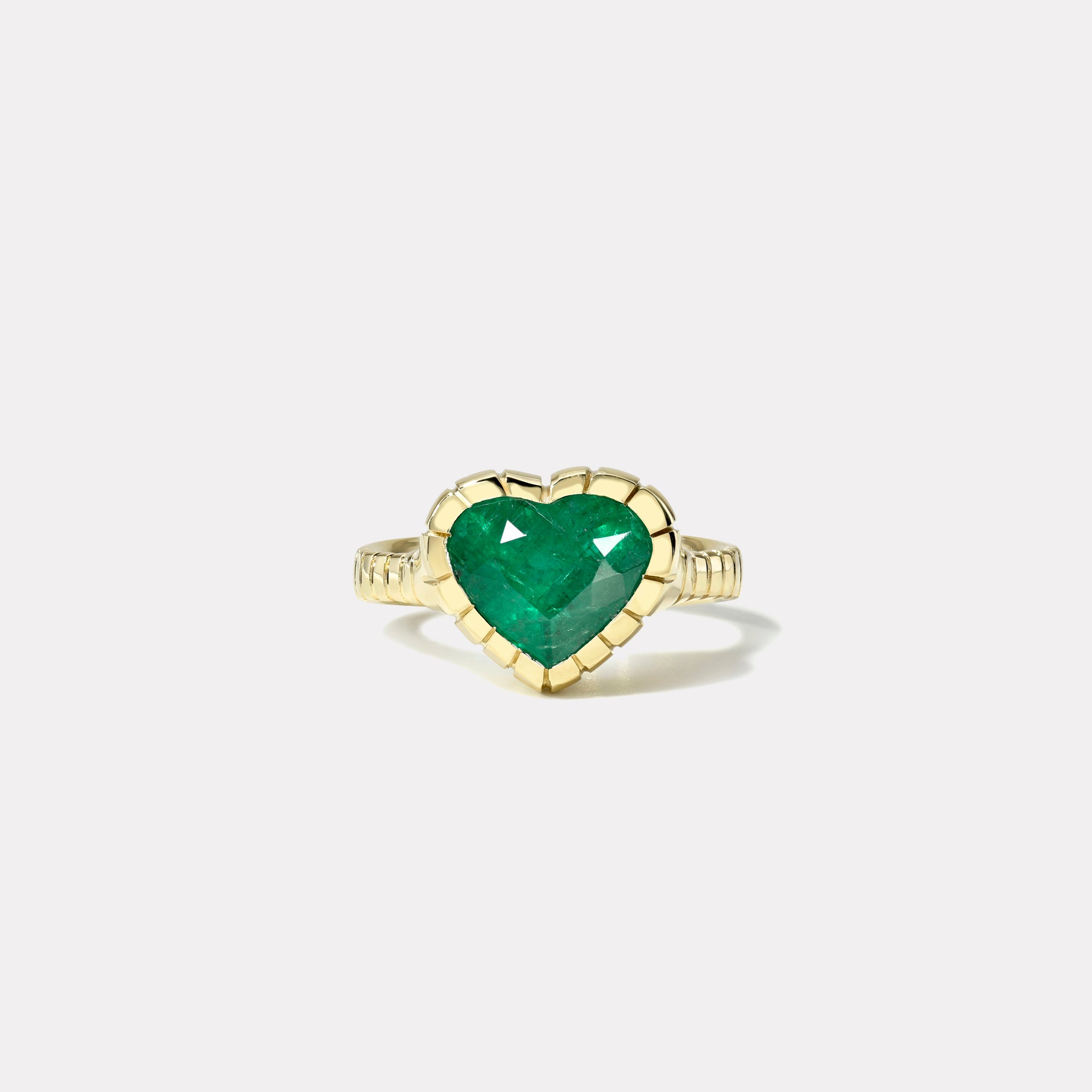 retrouvai 2.7ct Heart Emerald Heirloom Bezel Ring