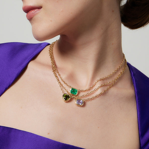 Retrouvai 3.27ct Emerald Heirloom Bezel Pendant