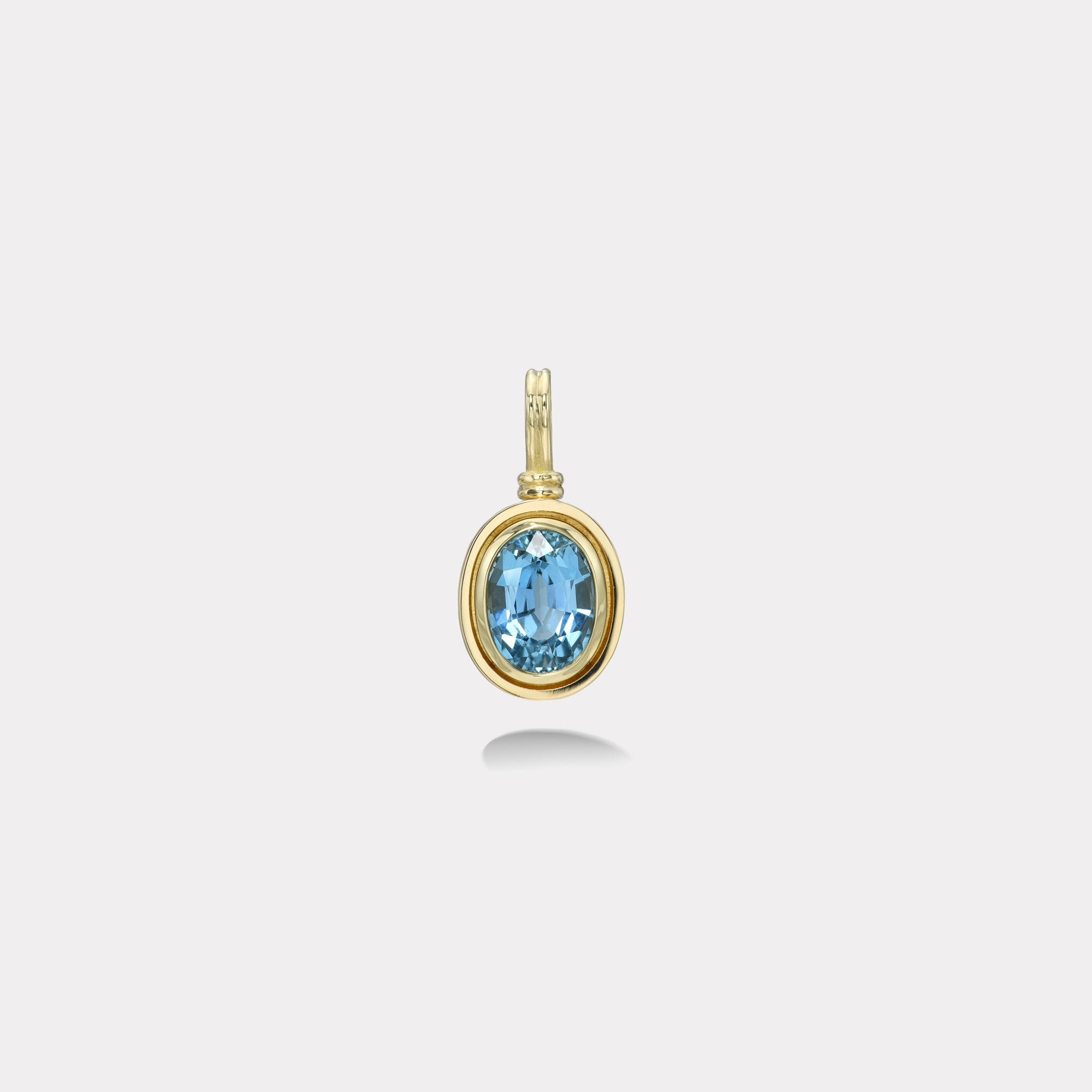 retrouvai 4.03ct Oval Aquamarine Bounce Charm
